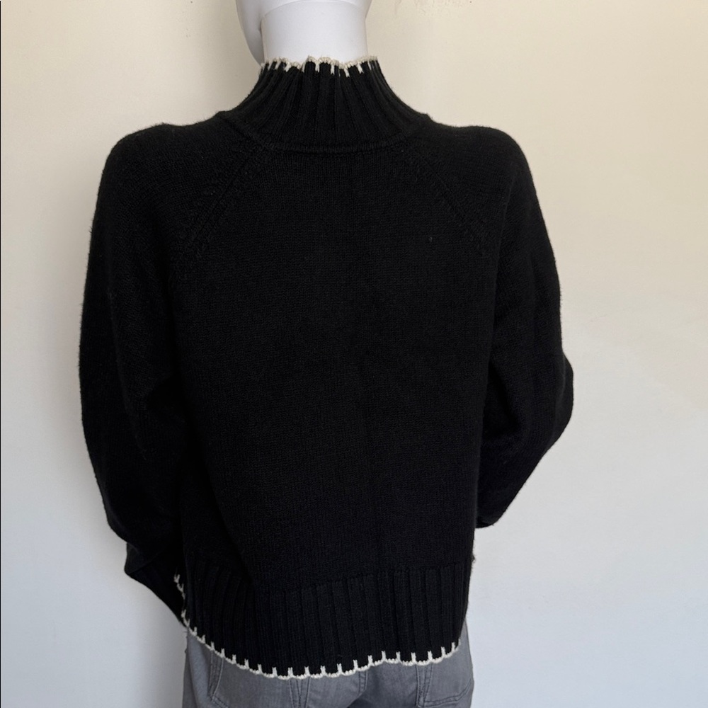 GAP Black Women's Turtleneck Sweater - Picture 3 of 10